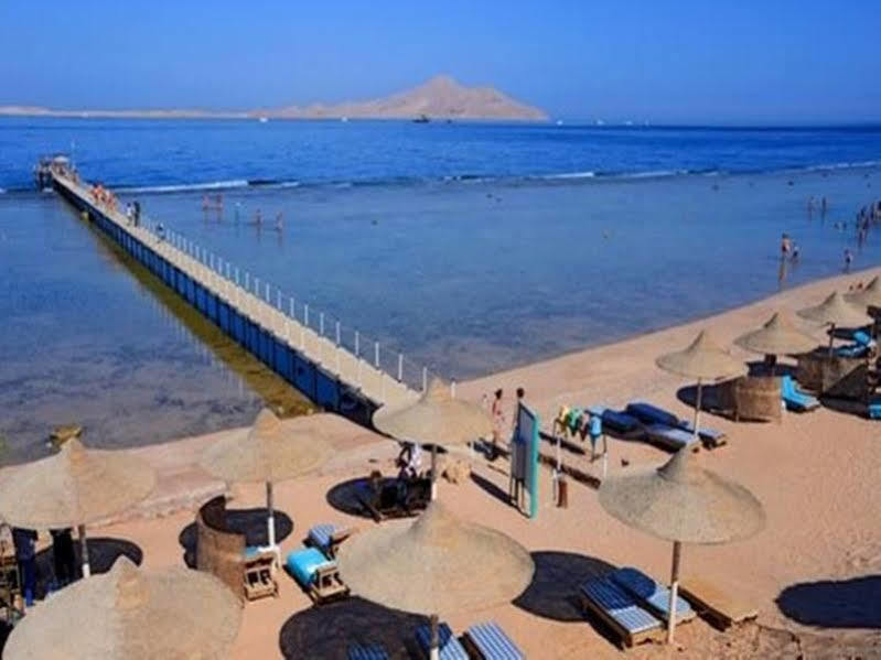 Charmillion Gardens Aquapark Hotel Sharm el-Sheikh Exterior photo The pier at the Red Sea Resort